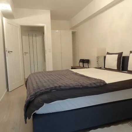 Apt Poz * Poznań